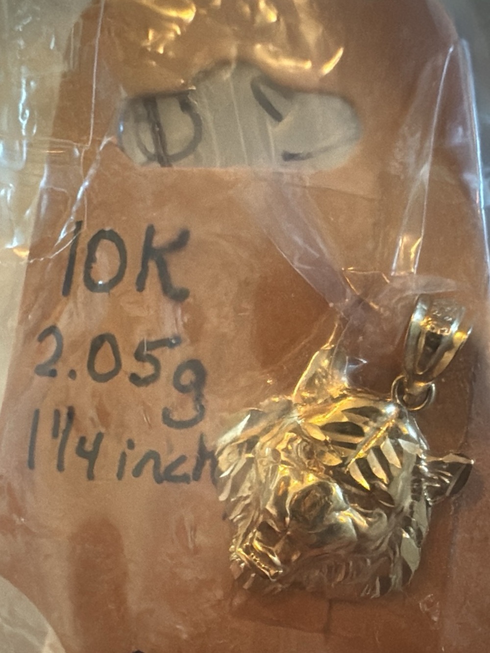 10K Gold Tiger Head Pendant - Yellow Gold